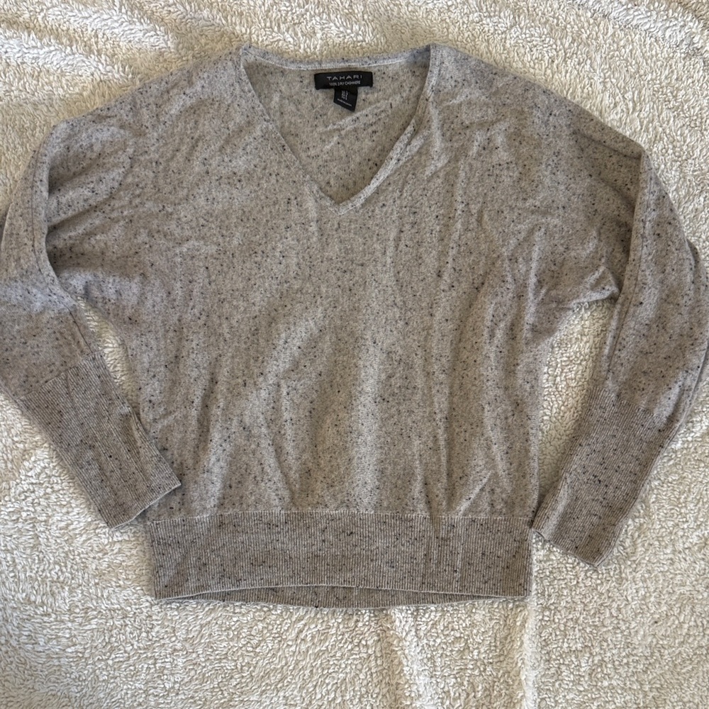Tahari Speckled Gray V-Neck Sweater